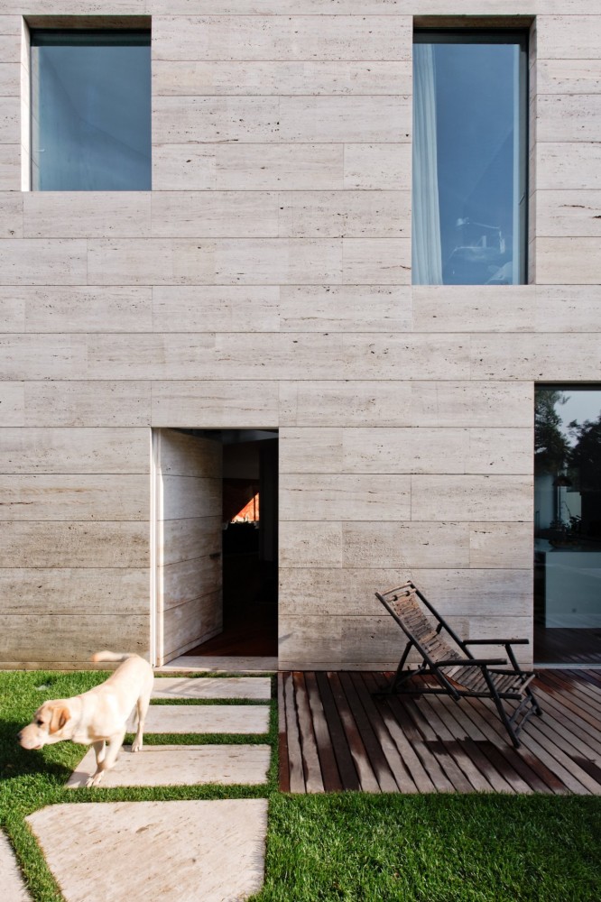 L02CR House / ARQX Architects