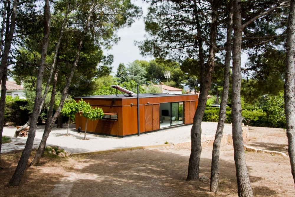 Infiniski Menta House / James & Mau