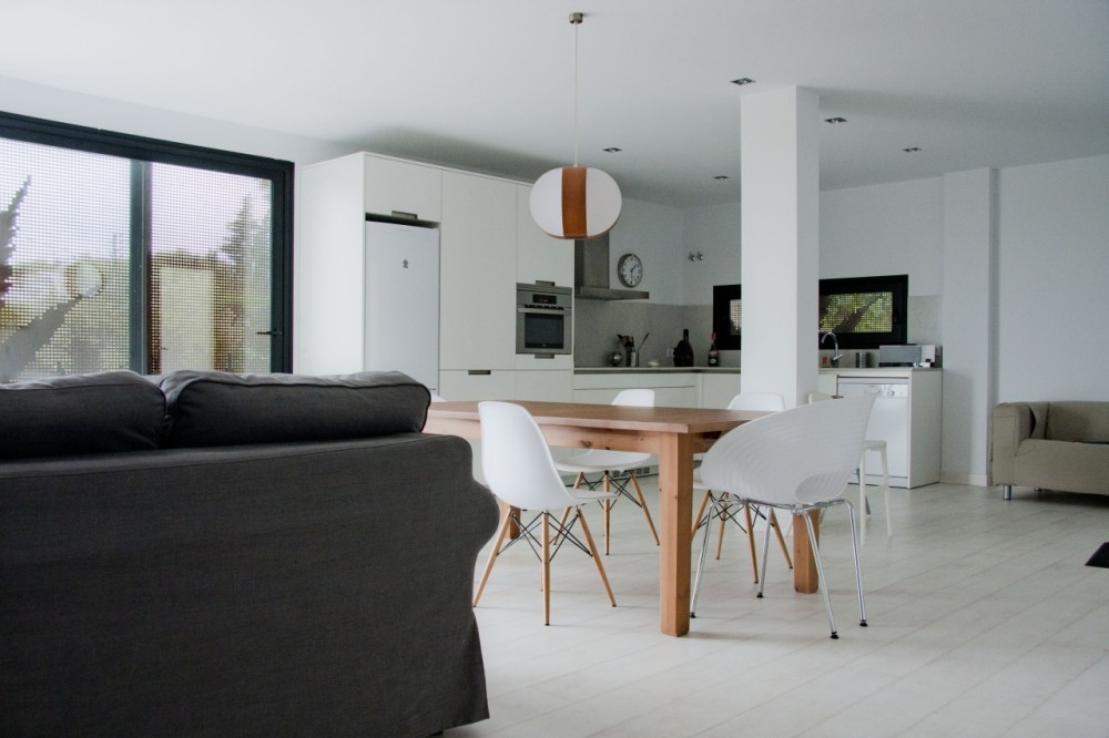 Infiniski Menta House / James & Mau