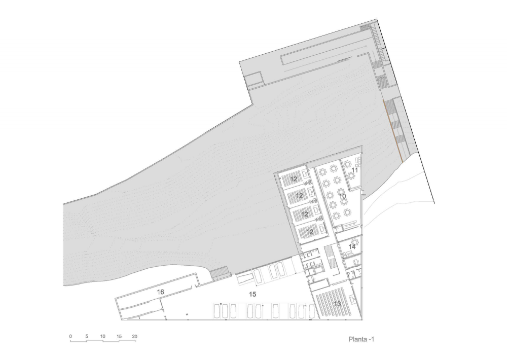 “Los Almendros” Social Center / Ferrer Arquitectos