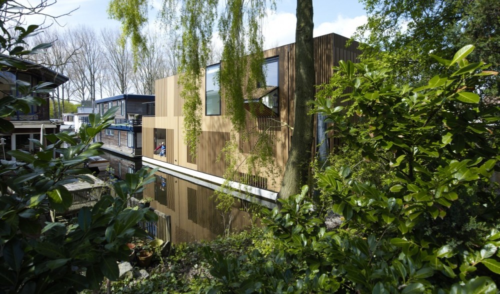 Water Villa / Framework Architects + Studio Prototype