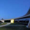 Weihai Pavilion / Make Architects Weihai Pavilion / Make Architects © Shu He