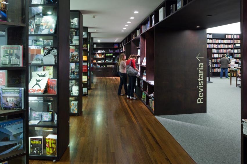 Livraria da Vila / Isay Weinfeld