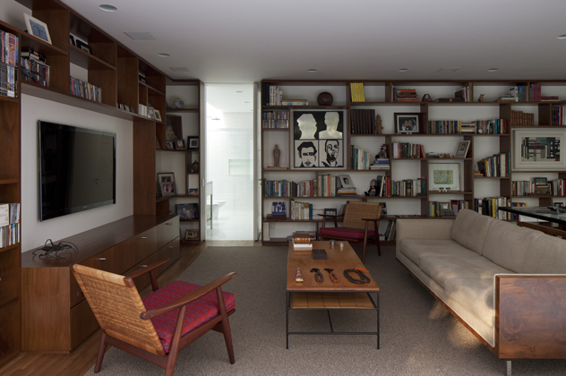 Terra Nova House / Isay Weinfeld