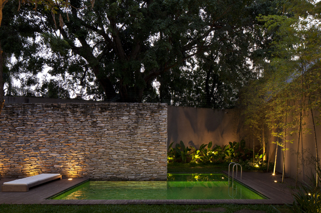 Terra Nova House / Isay Weinfeld