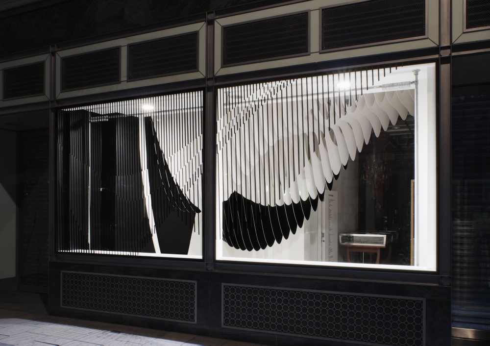 Aqua at Dover Street Market / Zaha Hadid Architects
