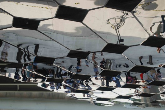 Public Art Sculpture Mirage (2)