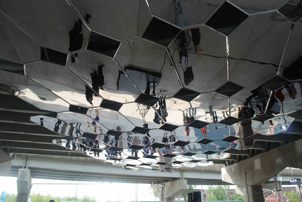 Public Art Sculpture Mirage / Paul Raff Studio