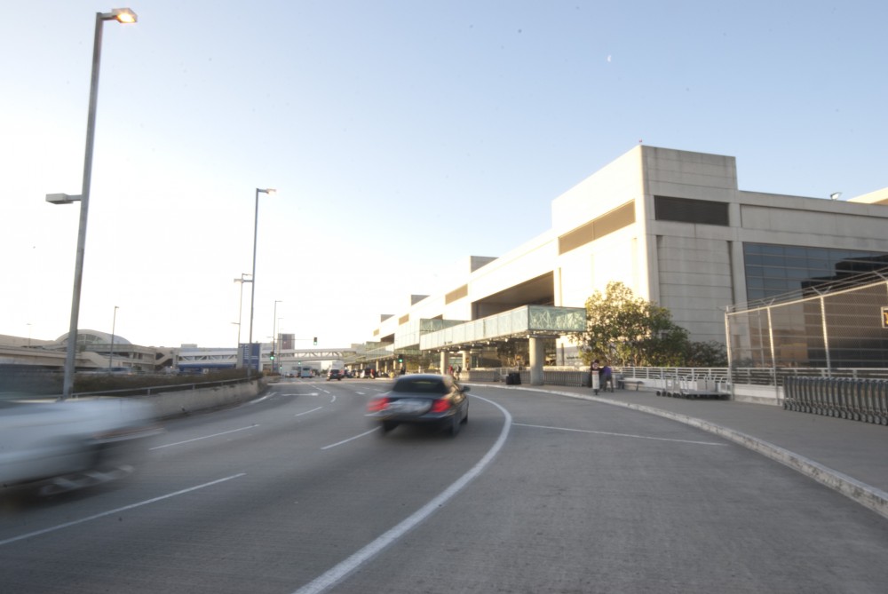 AECOM to give LAX a facelift