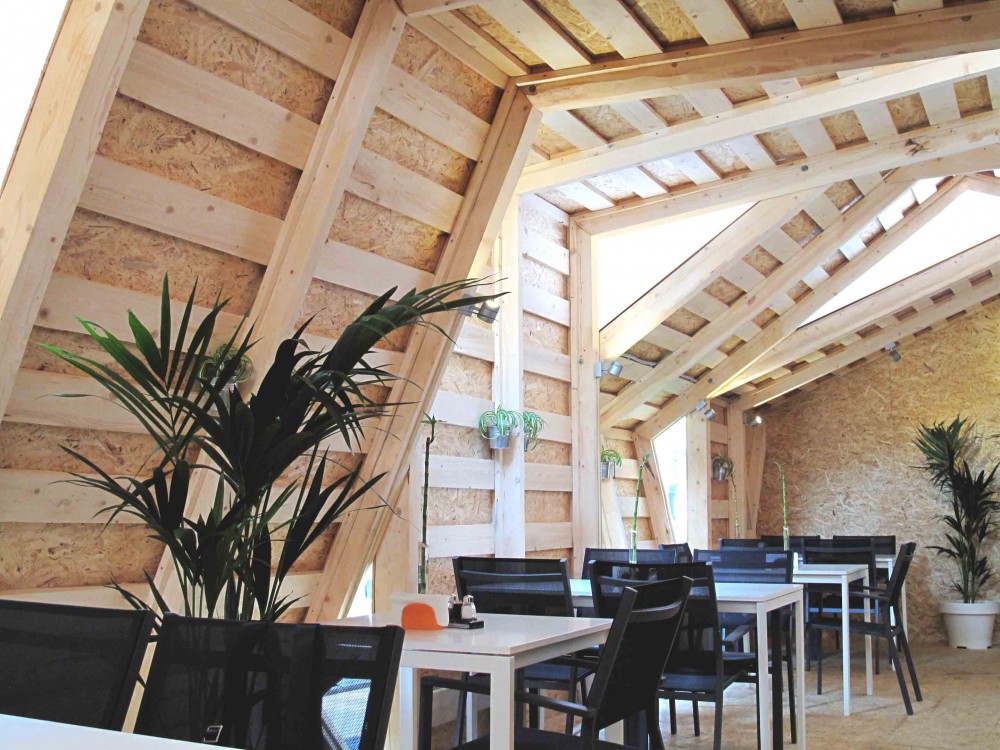 Summer Cafe / DarkDesignGroup