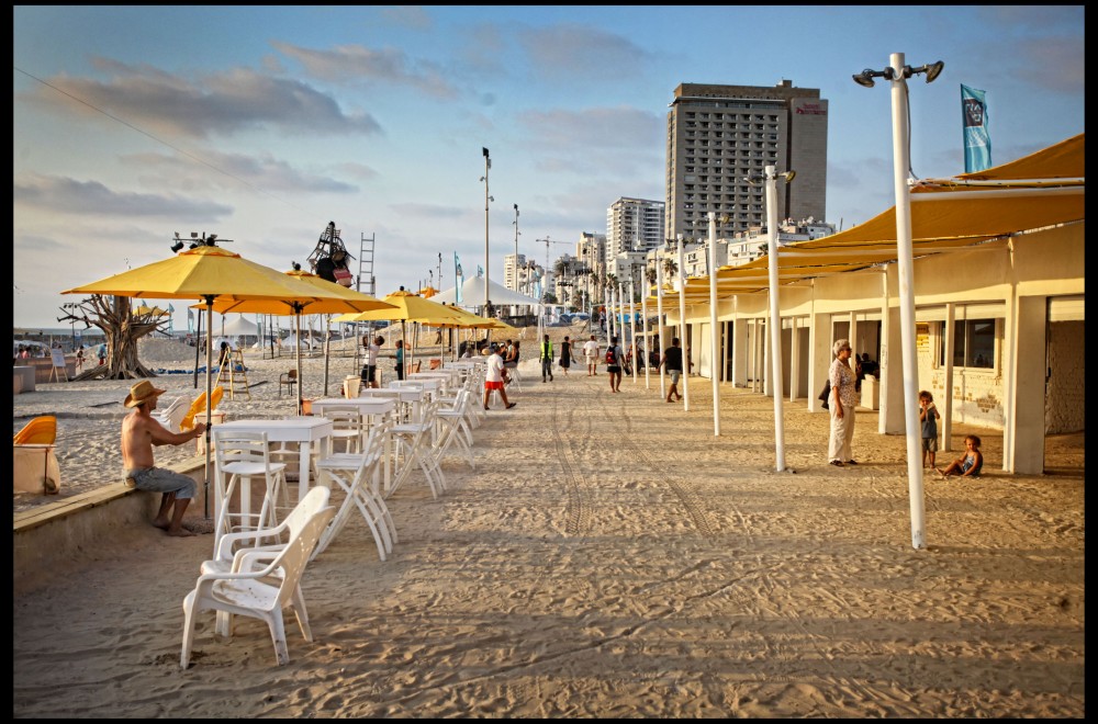 Riviera Seaside Art Gallery / Derman Verbakel Architecture