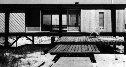 Modern Tide: Midcentury Architecture on Long Island