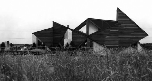 Modern Tide: Midcentury Architecture on Long Island