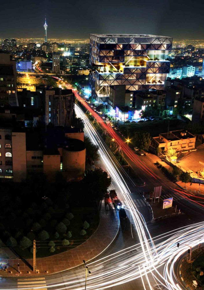 Tehran Stock Exchange Competition, 3rd / Nasrine Seraji + ASAA + Mehdi Bakhshizadeh + Tadbir Omran lranian