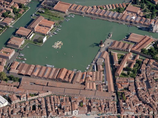 Venice Biennale 2012: Archipelago Cinema / Ole Scheeren (1)