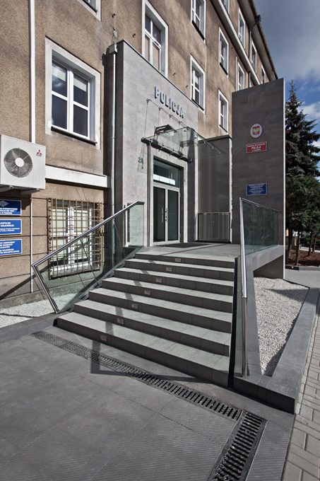 Voivodeship Police Headquarters / mode:lina Architekci + Pracownia Architektoniczna Poznań Projekt