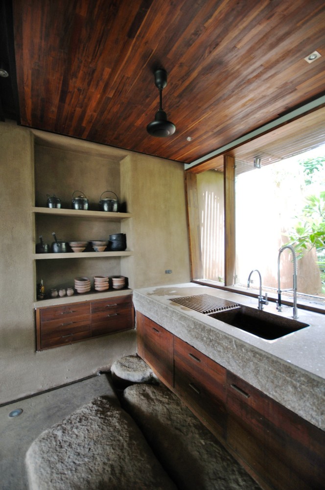 Retreat in the South-Indian Countryside / Mancini