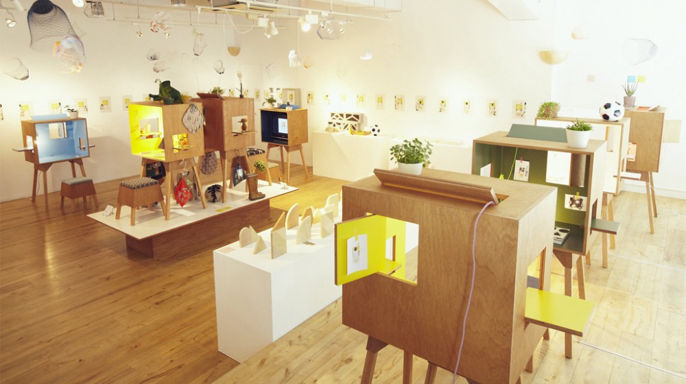 Koloro Exhibition / Torafu Architects