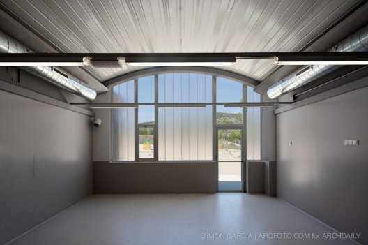 Nursery “Les Parellades” / Pich‐Aguilera Architects