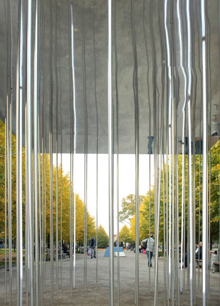 Tube Pavilion / Megabudka