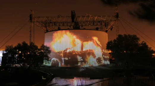 Video: Time Lapse of Ron Arad’s 720 Degrees Installation
