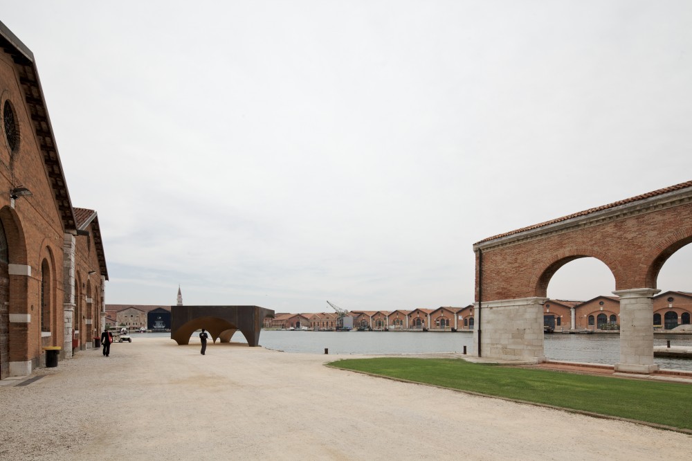 Venice Biennale 2012: Radix / Aires Mateus