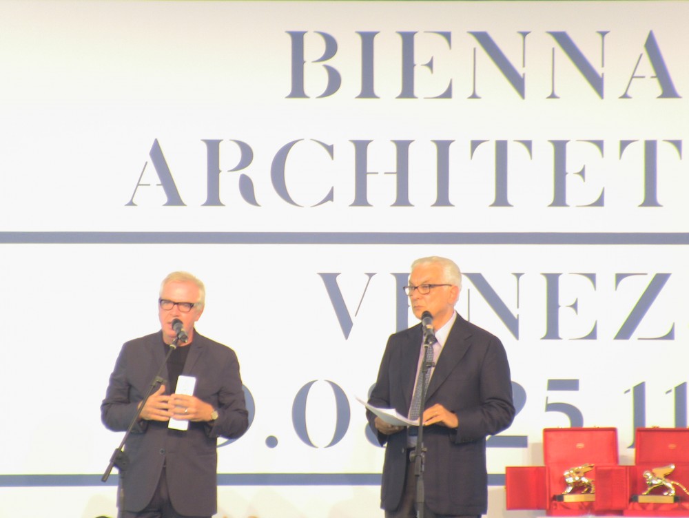 Venice Biennale 2012: Awards ceremony, big winners: Alvaro Siza, Japan and Urban Think Tank