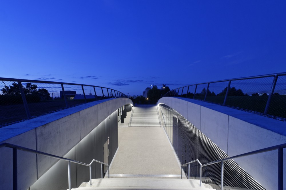 Illumination: Small Olympic Hall / pfarré lighting design