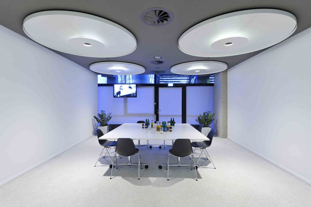 Illumination: Business Area, Olympic Hall / pfarré lighting design