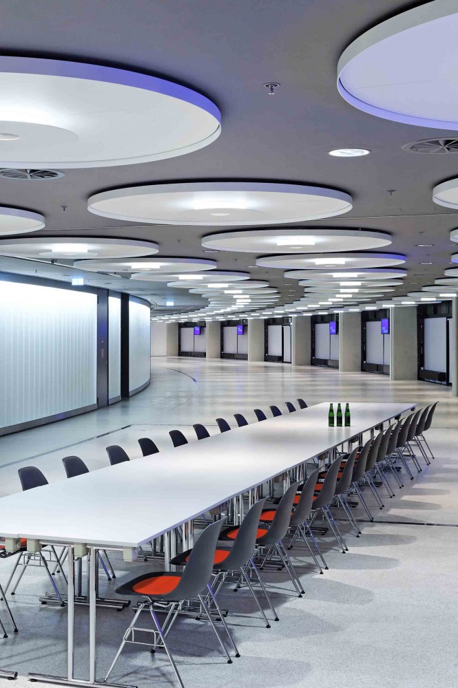 Illumination: Business Area, Olympic Hall / pfarré lighting design