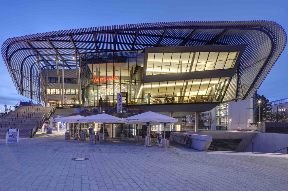 Illumination: Central Bus Terminal / pfarré lighting design