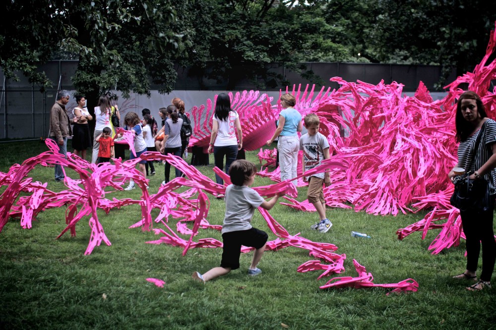 BLOOM – A Crowd Sourced Garden / Alisa Andrasek and Jose Sanchez