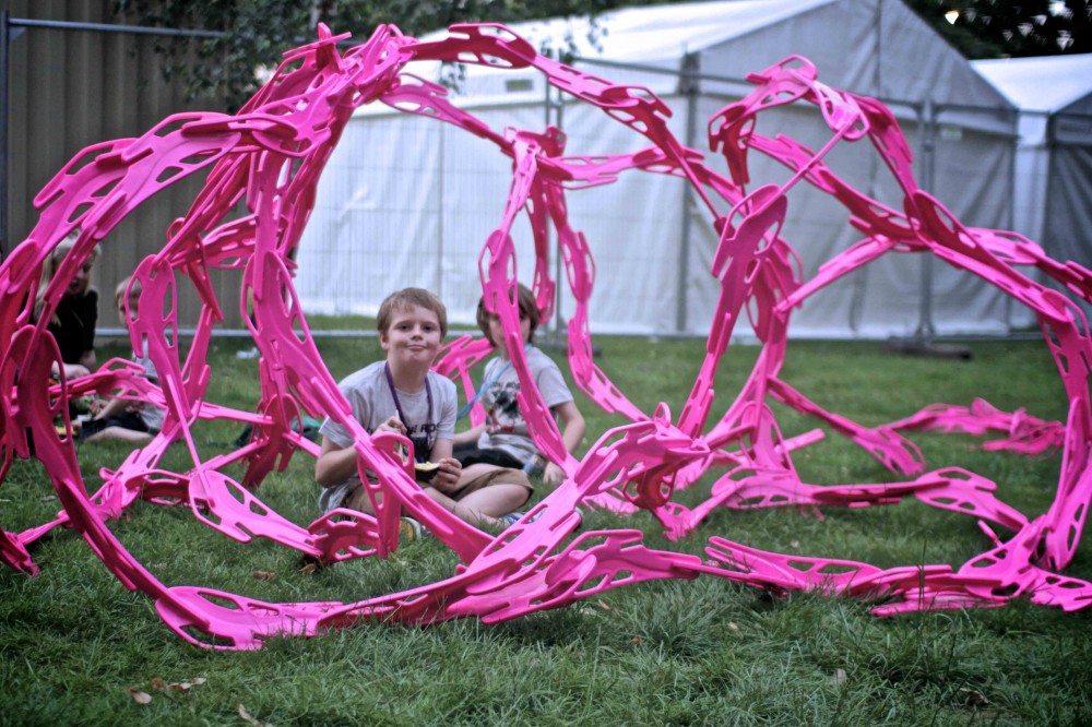 BLOOM – A Crowd Sourced Garden / Alisa Andrasek and Jose Sanchez