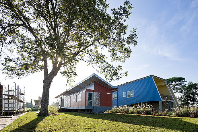 The FLOAT House – Make it Right / Morphosis Architects
