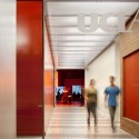 University of California Irvine Contemporary Arts Center / Ehrlich Architects © Lawrence Anderson
