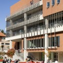 University of California Irvine Contemporary Arts Center / Ehrlich Architects © Lawrence Anderson