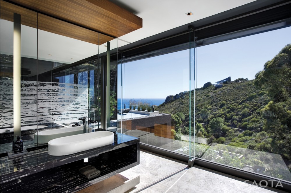 Nettleton 198 / SAOTA