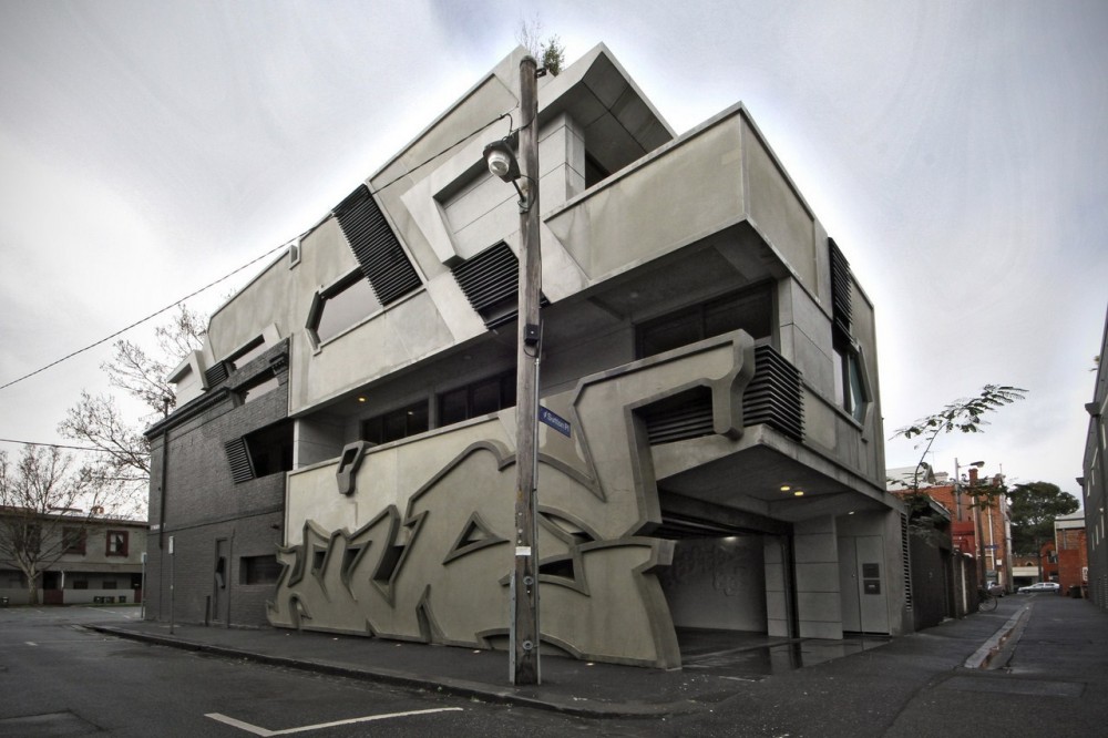 The Hive Apartment / ITN Architects