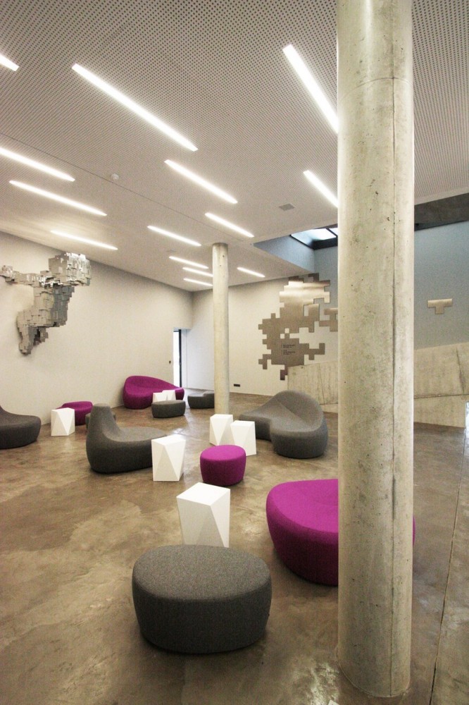 Miura Hotel / Labor 13