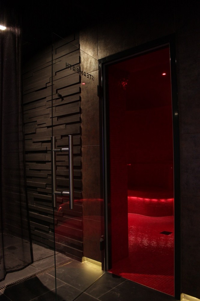 Miura Hotel / Labor 13