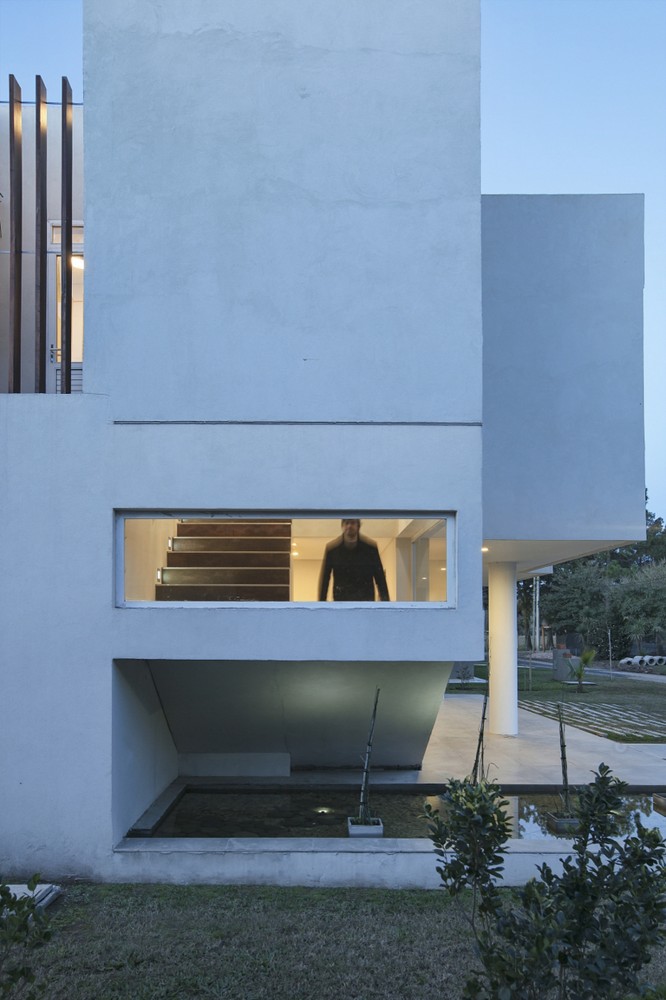 House RA / Pablo Anzilutti