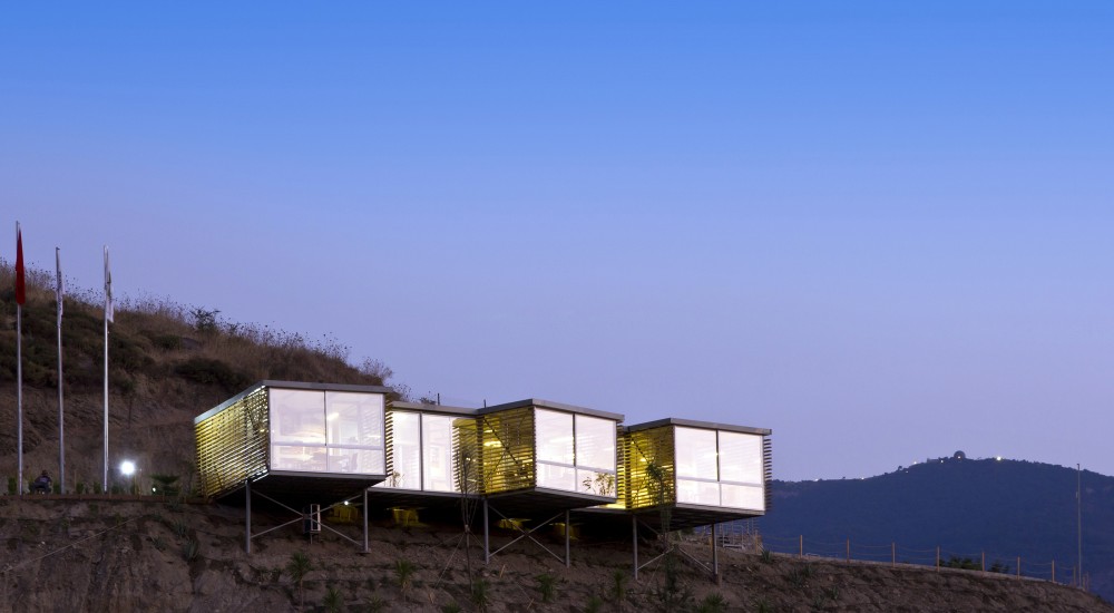Asma Bahçeleri Houses Office / Metin Kılıç & Dürrin Süer