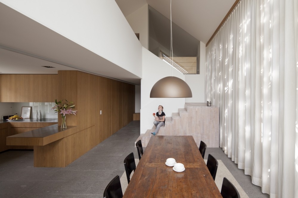 Kirchplatz Office + Residence / Oppenheim Architecture + Design