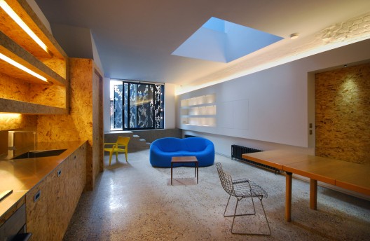 Hidden House / Teatum+Teatum