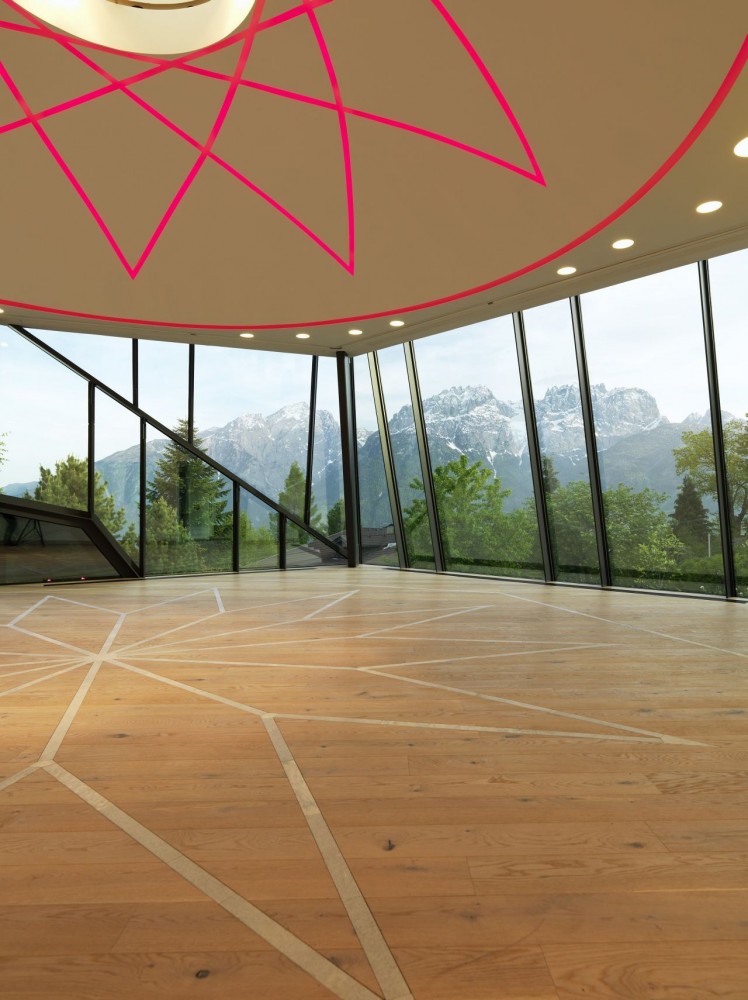 Seminar and Conference Cristal / MHM Architects