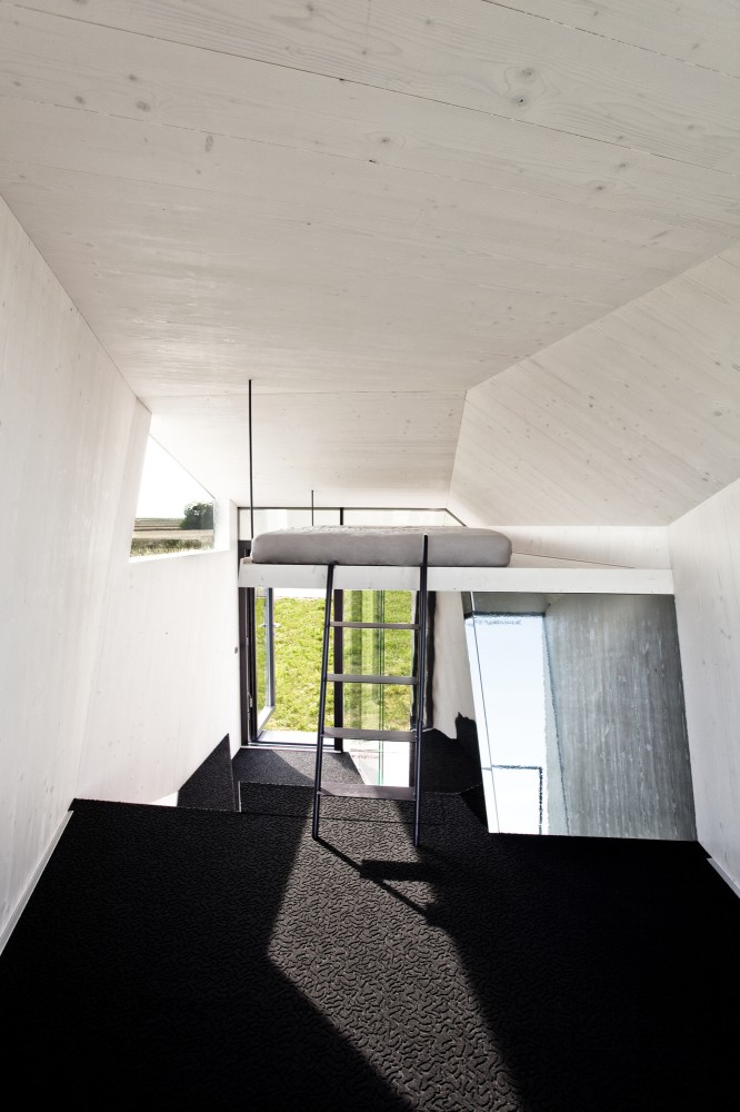 Hypercubus / Studio WG3