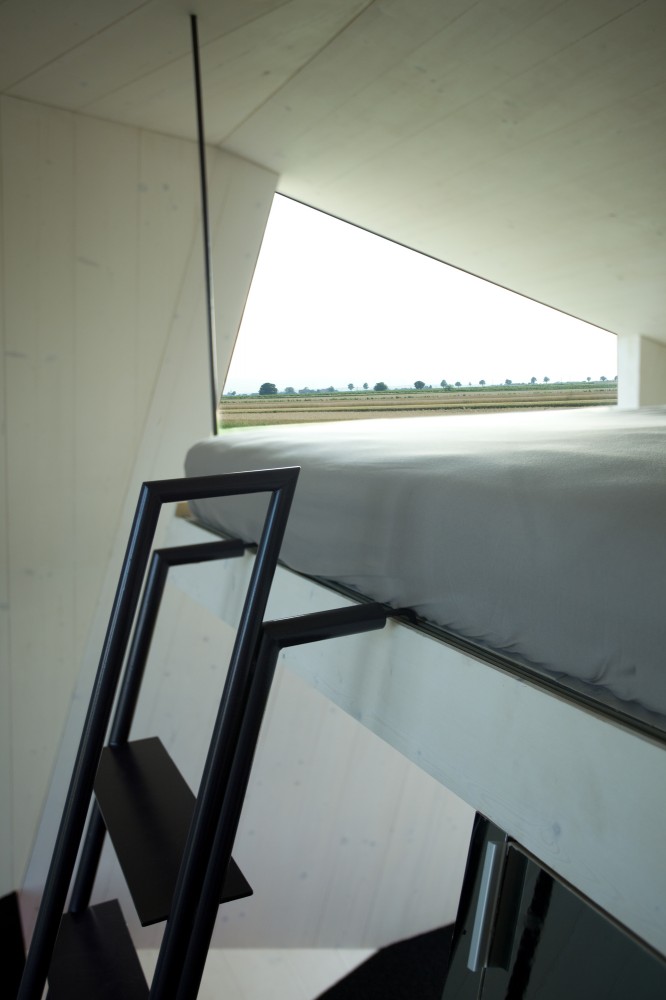 Hypercubus / Studio WG3