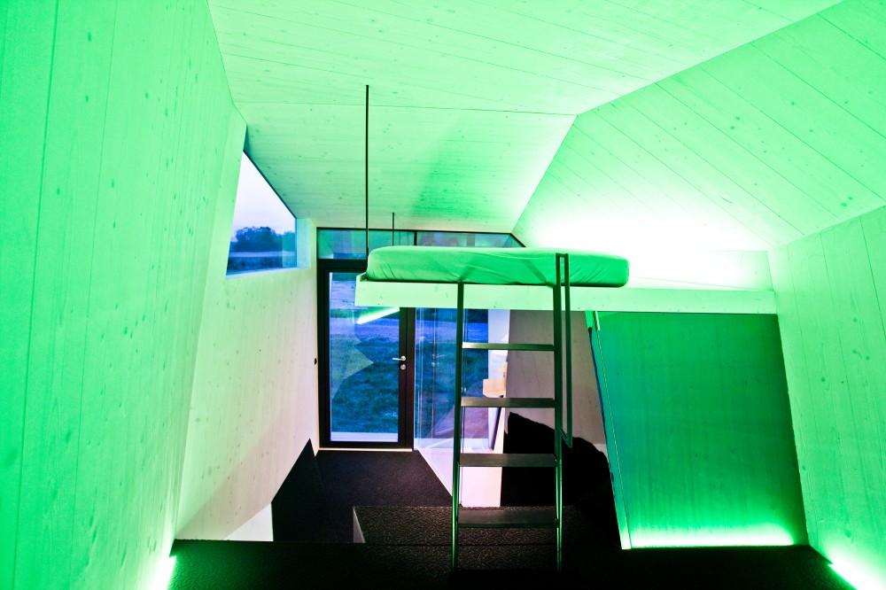 Hypercubus / Studio WG3