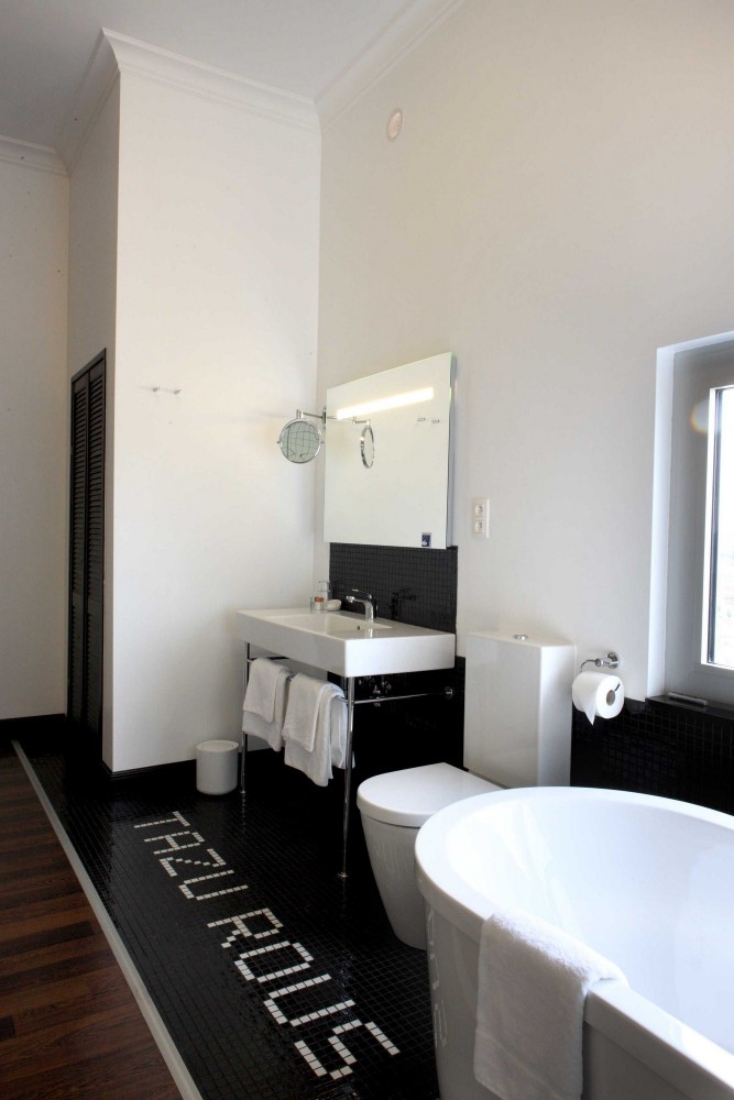 Hotel Gent / Tazu Rous