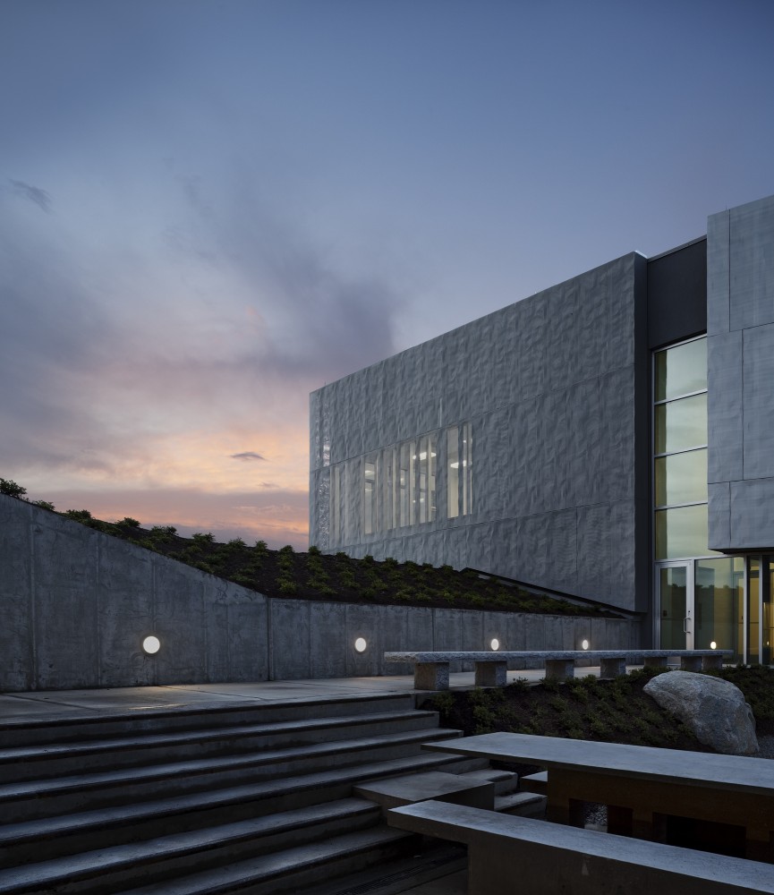 U.S. Commercial Port of Entry & Border Station / Robert Siegel Architects
